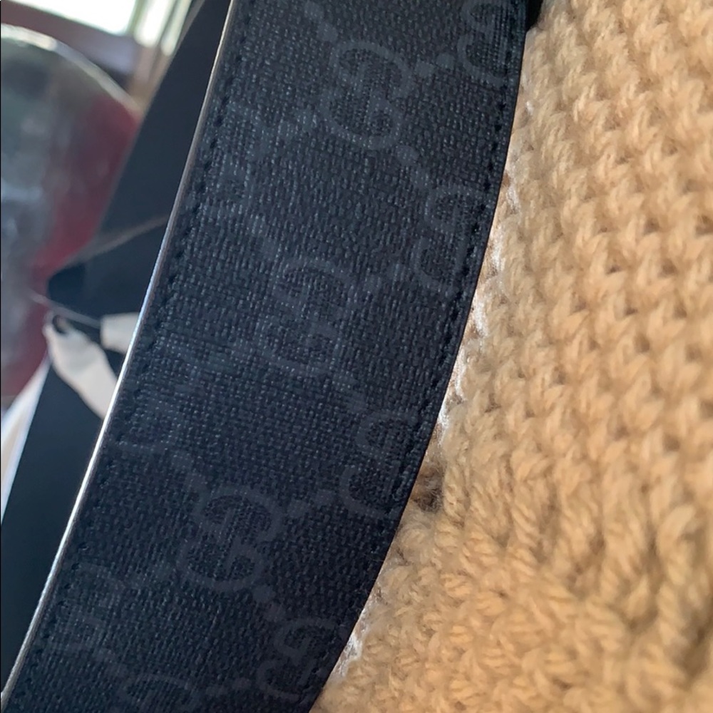 Gucci logo buckle interlocking belt - Picture 3 of 6
